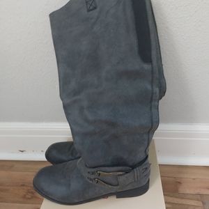 Women's boots